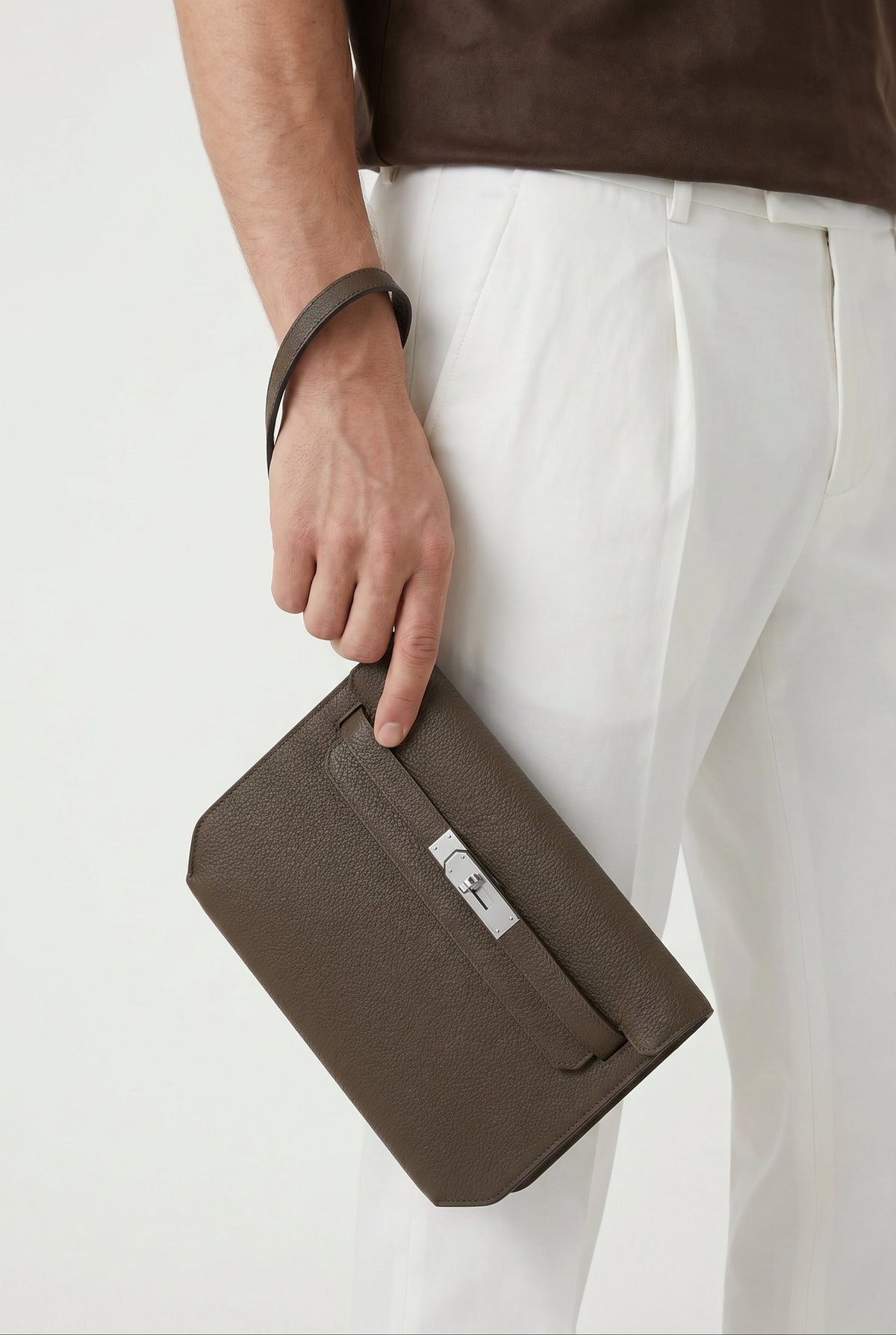 Atelier Outlet Leather Pouch Khaki